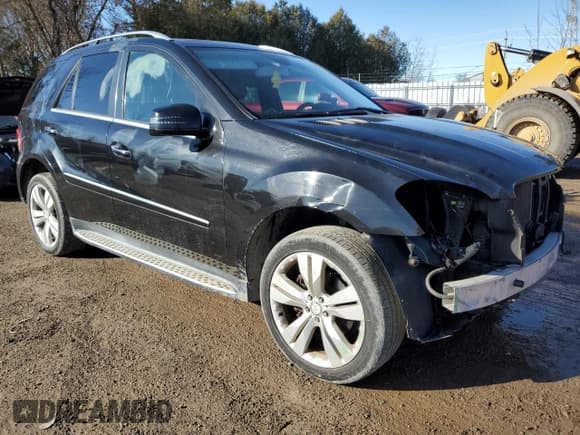 ✅ 2011 Mercedes-Benz M 350 • VIN: 4JGBB8GB8BA746858 • Lot: 93351845. Listed on Copart with 227,038 mi. Free auction sales archive from the USA and detailed vehicle history report at DreamBid. Image 4.