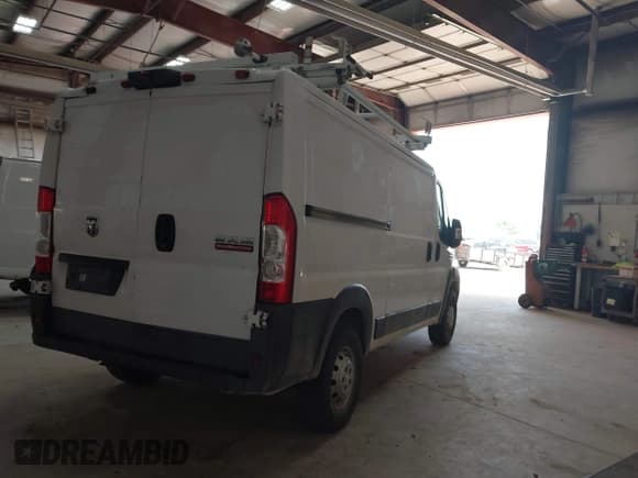✅ 2017 Ram ProMaster Cargo • VIN: 3C6TRVAG8HE532635 • Lot: 42690145. Listed on IAAI with 154,925 mi. Free auction sales archive from the USA and detailed vehicle history report at DreamBid. Image 4.