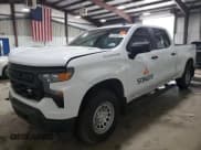 ✅ 2025 Chevrolet Silverado 1500 • VIN: 1GCPKAEK4SZ166108 • Лот: 57635875. Опубликован ранее на Copart с пробегом 2 533 миль. Бесплатный доступ к архиву аукционных продаж из США и подробный отчёт об истории автомобиля на DreamBid. Изображение 1.