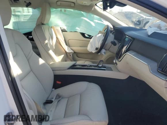 ✅ 2023 Volvo V60 Plus • VIN: YV4L12WZ4P2111268 • Лот: 85708254. Опубликован ранее на Copart с пробегом 25 442 миль. Бесплатный доступ к архиву аукционных продаж из США и подробный отчёт об истории автомобиля на DreamBid. Изображение 7.