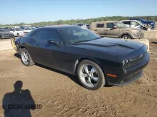 2017 Dodge Challenger SXT Plus z VIN 2C3CDZAG4HH637938, wystawiony jako Copart lot #81476425 z przebiegiem 82 382 mil mil oraz Szkoda całkowita • Salvage title. Historia ofert i sprzedaży dostępna na DreamBid. Obrazek 4.