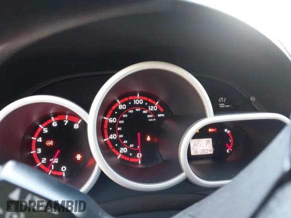 ✅ 2009 Toyota Matrix • VIN: 2T1KU40E79C055371 • Lot: 43877341. Wystawiony na IAAI z przebiegiem 161 904 mil. Bezpłatny archiwum sprzedaży aukcyjnych z USA i szczegółowy raport historii pojazdu na DreamBid. Zdjęcie 7.