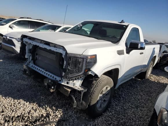 ✅ 2024 GMC Sierra 1500 • VIN: 3GTNUAED0RG333478 • Lot: 86540664. Listed on Copart with 7,339 mi. Free auction sales archive from the USA and detailed vehicle history report at DreamBid. Image 1.