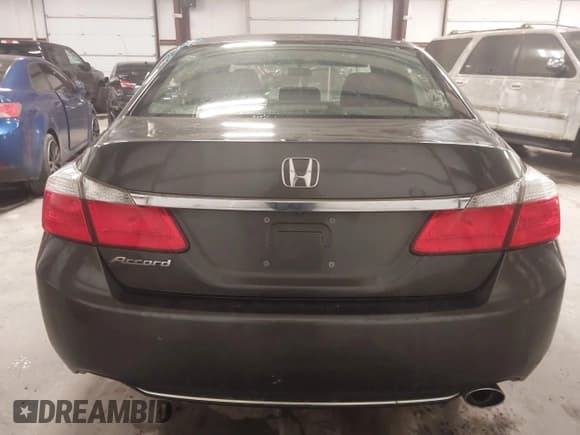 ✅ 2014 Honda Accord LX • VIN: 1HGCR2F30EA088423 • Лот: 43846200. Опубликован ранее на IAAI с пробегом 146 275 миль. Бесплатный доступ к архиву аукционных продаж из США и подробный отчёт об истории автомобиля на DreamBid. Изображение 17.