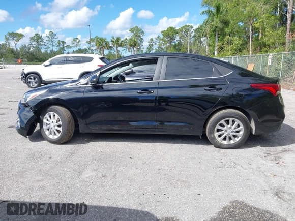 ✅ 2022 Hyundai Accent SE • VIN: 3KPC24A62NE187287 • Лот: 41683884. Опубликован ранее на IAAI с пробегом 27 065 миль. Бесплатный доступ к архиву аукционных продаж из США и подробный отчёт об истории автомобиля на DreamBid. Изображение 15.