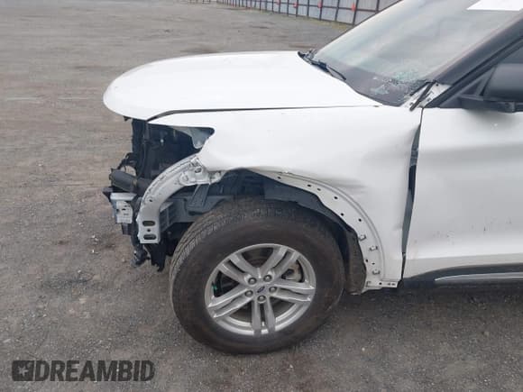 ✅ 2022 Ford Explorer XLT • VIN: 1FMSK7DH3NGC41301 • Lot: 42256526. Wystawiony na IAAI z przebiegiem 74 100 mil. Bezpłatny archiwum sprzedaży aukcyjnych z USA i szczegółowy raport historii pojazdu na DreamBid. Zdjęcie 18.