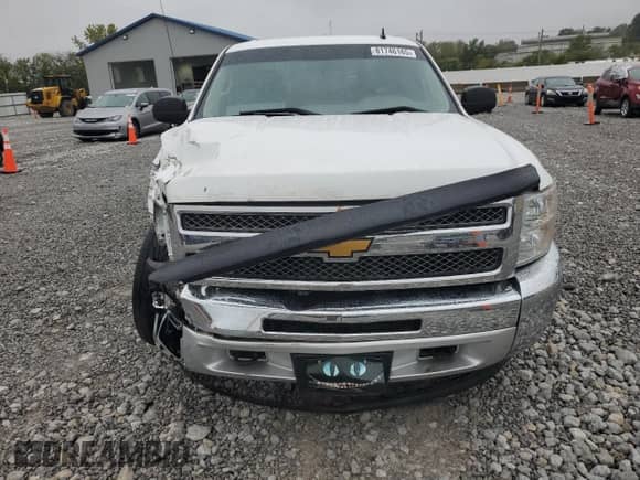 ✅ 2013 Chevrolet Silverado 1500 LS • VIN: 3GCPKREA6DG246499 • Lot: 81746165. Wystawiony na Copart z przebiegiem 142 687 mil mil. Skorzystaj z bezpłatnego archiwum sprzedaży aukcyjnych z USA i zobacz szczegółowy raport historii pojazdu na DreamBid. Zdjęcie 5.