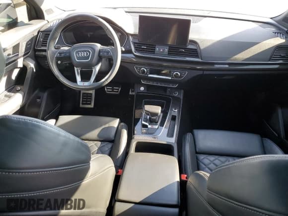 ✅ 2023 Audi SQ5 Sportback Prestige • VIN: WA134AFYXP2022021 • Lot: 42684385. Wystawiony na Copart z przebiegiem Nie podano. Bezpłatny archiwum sprzedaży aukcyjnych z USA i szczegółowy raport historii pojazdu na DreamBid. Zdjęcie 8.