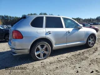 ✅ 2005 Porsche Cayenne Turbo • VIN: WP1AC29P75LA90386 • Lot: 90699175. Wystawiony na Copart z przebiegiem 178 585 mil. Bezpłatny archiwum sprzedaży aukcyjnych z USA i szczegółowy raport historii pojazdu na DreamBid. Zdjęcie 3.