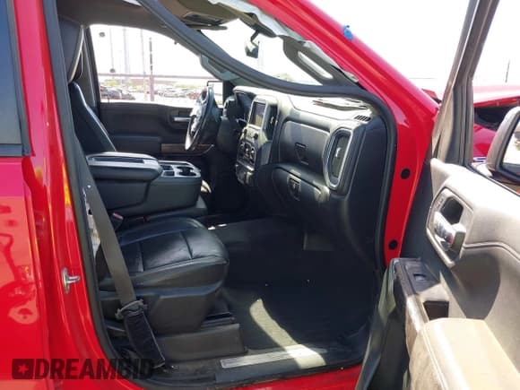 ✅ 2019 Chevrolet Silverado 1500 LT • VIN: 1GCPWCED3KZ157451 • Lot: 42988951. Wystawiony na IAAI z przebiegiem 178 105 mil. Bezpłatny archiwum sprzedaży aukcyjnych z USA i szczegółowy raport historii pojazdu na DreamBid. Zdjęcie 5.