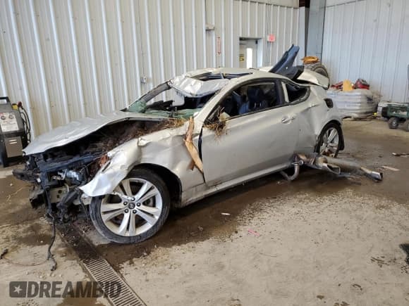 ✅ 2011 Hyundai Genesis Coupe Grand Touring • VIN: KMHHU6KH8BU044431 • Lot: 56942685. Wystawiony na Copart z przebiegiem 209 845 mil. Bezpłatny archiwum sprzedaży aukcyjnych z USA i szczegółowy raport historii pojazdu na DreamBid. Zdjęcie 1.