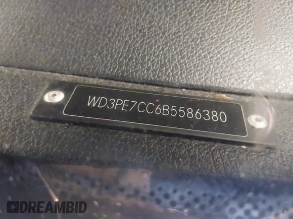 ✅ 2011 Mercedes-Benz Sprinter Cargo • VIN: WD3PE7CC6B5586380 • Lot: 42162152. Listed on IAAI with 184,199 mi. Free auction sales archive from the USA and detailed vehicle history report at DreamBid. Image 17.