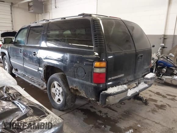 ✅ 2004 Chevrolet Suburban Z71 • VIN: 3GNFK16TX4G287786 • Лот: 41309201. Опубликован ранее на IAAI с пробегом 216 297 миль. Бесплатный доступ к архиву аукционных продаж из США и подробный отчёт об истории автомобиля на DreamBid. Изображение 3.