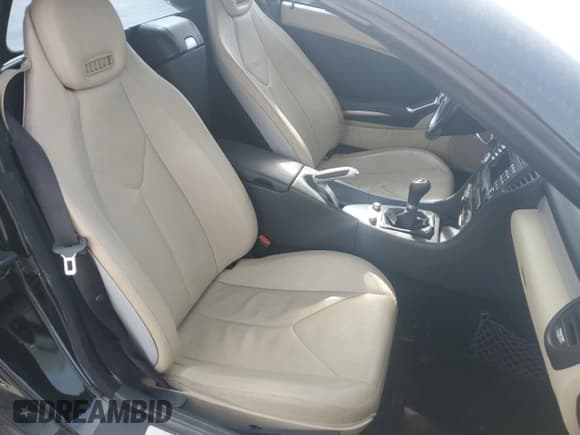 ✅ 2006 Mercedes-Benz SLK 280 • VIN: WDBWK54F06F121731 • Лот: 48557885. Опубликован ранее на Copart с пробегом 99 383 миль. Бесплатный доступ к архиву аукционных продаж из США и подробный отчёт об истории автомобиля на DreamBid. Изображение 10.