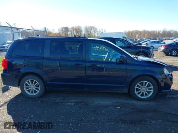 ✅ 2016 Dodge Grand Caravan SXT • VIN: 2C4RDGCG5GR225172 • Lot: 43570460. Listed on IAAI with 117,683 mi. Free auction sales archive from the USA and detailed vehicle history report at DreamBid. Image 13.