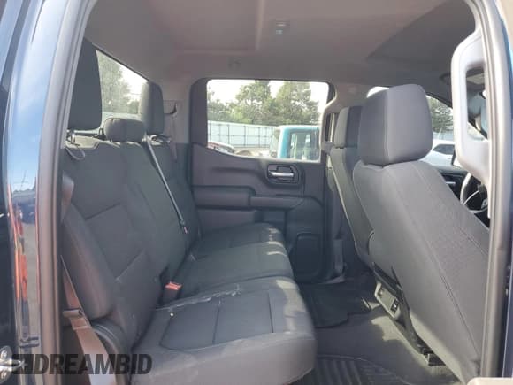 ✅ 2021 Chevrolet Silverado 1500 Custom • VIN: 3GCPYBEK5MG206090 • Lot: 69765274. Wystawiony na Copart z przebiegiem 43 782 mil. Bezpłatny archiwum sprzedaży aukcyjnych z USA i szczegółowy raport historii pojazdu na DreamBid. Zdjęcie 10.