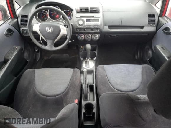 ✅ 2008 Honda Fit • VIN: JHMGD38438S061773 • Lot: 57973005. Listed on Copart with 176,014 mi. Free auction sales archive from the USA and detailed vehicle history report at DreamBid. Image 8.