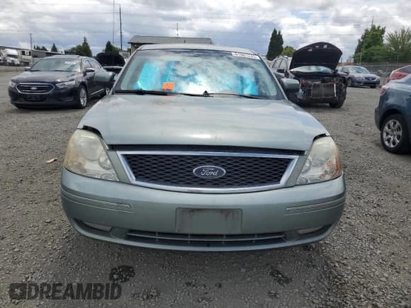 ✅ 2005 Ford Five Hundred SEL • VIN: 1FAFP27165G197549 • Лот: 61861245. Опубликован ранее на Copart с пробегом Не указан. Бесплатный доступ к архиву аукционных продаж из США и подробный отчёт об истории автомобиля на DreamBid. Изображение 5.