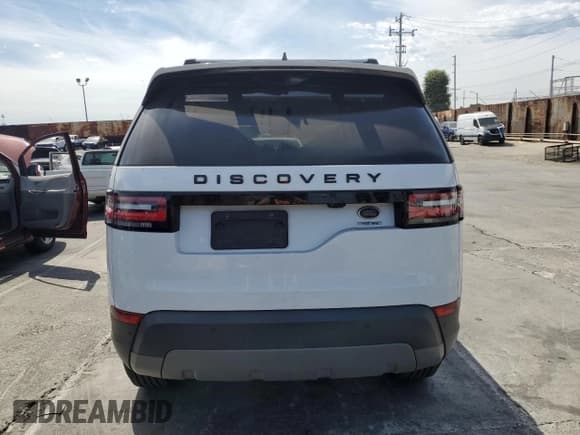 ✅ 2017 Land Rover Discovery HSE • VIN: SALRRBBV3HA036796 • Lot: 81295915. Wystawiony na Copart z przebiegiem 73 360 mil. Bezpłatny archiwum sprzedaży aukcyjnych z USA i szczegółowy raport historii pojazdu na DreamBid. Zdjęcie 6.