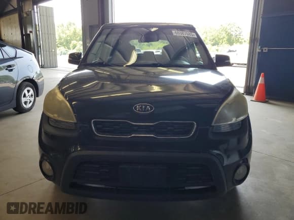 ✅ 2012 Kia Soul + • VIN: KNDJT2A6XC7401366 • Lot: 69387685. Wystawiony na Copart z przebiegiem 231 871 mil. Bezpłatny archiwum sprzedaży aukcyjnych z USA i szczegółowy raport historii pojazdu na DreamBid. Zdjęcie 5.