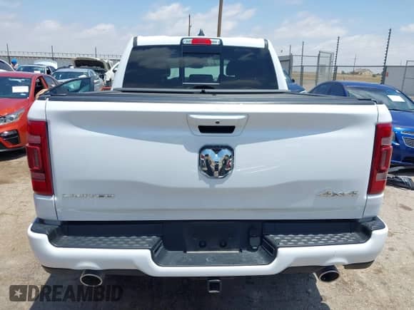 2024 Ram 1500 Limited с VIN 1C6SRFHTXRN208717, выставлен на аукционе IAAI как лот 42372730 с пробегом 5 872 миль миль и . История ставок и продаж доступна на DreamBid. Изображение 16.