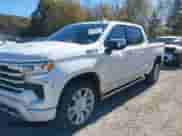 2023 Chevrolet Silverado 1500 High Country с VIN 3GCUDJEL2PG354140, выставлен на аукционе IAAI как лот 43509487 с пробегом 18 894 миль миль и . История ставок и продаж доступна на DreamBid. Изображение 17.
