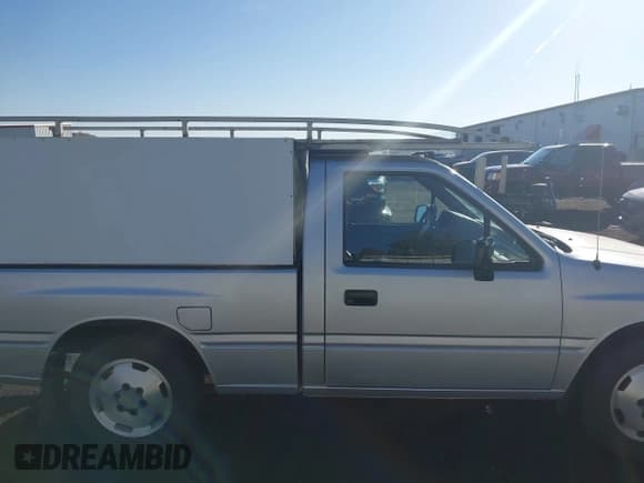 ✅ 1991 Isuzu Pickup S • VIN: 4S1CL11L3M4200638 • Lot: 43324256. Wystawiony na IAAI z przebiegiem 257 509 mil. Bezpłatny archiwum sprzedaży aukcyjnych z USA i szczegółowy raport historii pojazdu na DreamBid. Zdjęcie 13.