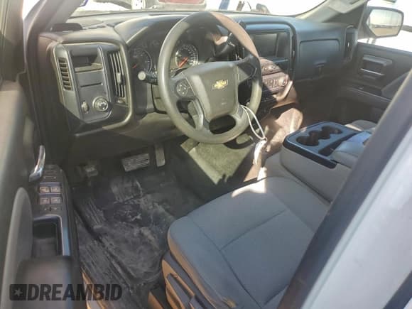 ✅ 2019 Chevrolet Silverado 1500 Work Truck • VIN: 2GCRCNEC5K1134458 • Лот: 95990435. Опубликован ранее на Copart с пробегом 106 690 миль. Бесплатный доступ к архиву аукционных продаж из США и подробный отчёт об истории автомобиля на DreamBid. Изображение 8.