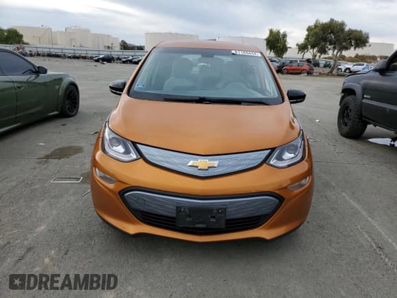 ✅ 2017 Chevrolet Bolt EV LT • VIN: 1G1FW6S03H4127864 • Lot: 81109444. Wystawiony na Copart z przebiegiem 142 674 mil. Bezpłatny archiwum sprzedaży aukcyjnych z USA i szczegółowy raport historii pojazdu na DreamBid. Zdjęcie 5.