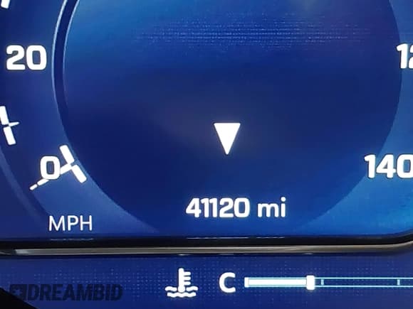 ✅ 2022 Chevrolet Suburban LT • VIN: 1GNSKCKD2NR174442 • Lot: 41902034. Listed on IAAI with 41,120 mi. Free auction sales archive from the USA and detailed vehicle history report at DreamBid. Image 7.