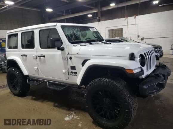 ✅ 2022 Jeep Wrangler Unlimited Sahara • VIN: 1C4HJXEG7NW172299 • Lot: 43535965. Listed on Copart with 19,709 mi. Free auction sales archive from the USA and detailed vehicle history report at DreamBid. Image 4.