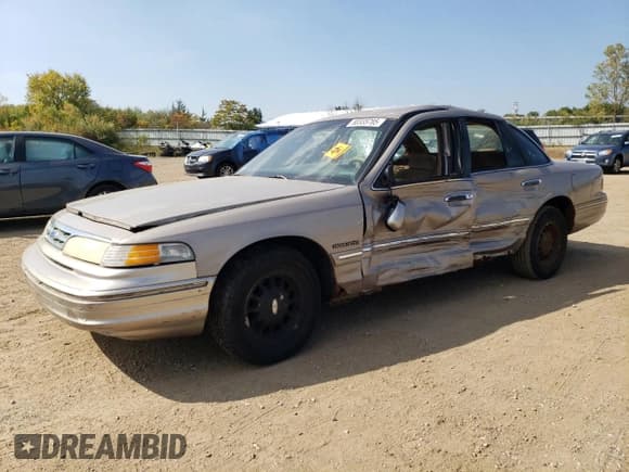 ✅ 1995 Ford Crown Victoria LX • VIN: 2FALP74WXSX139093 • Lot: 80335785. Wystawiony na Copart z przebiegiem 135 758 mil. Bezpłatny archiwum sprzedaży aukcyjnych z USA i szczegółowy raport historii pojazdu na DreamBid. Zdjęcie 1.