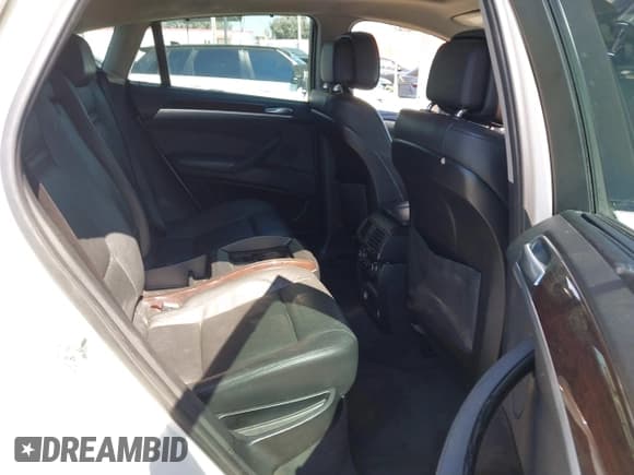 ✅ 2011 BMW X6 35i • VIN: 5UXFG2C54BLX08793 • Лот: 42877561. Опубликован ранее на IAAI с пробегом 132 553 миль. Бесплатный доступ к архиву аукционных продаж из США и подробный отчёт об истории автомобиля на DreamBid. Изображение 8.