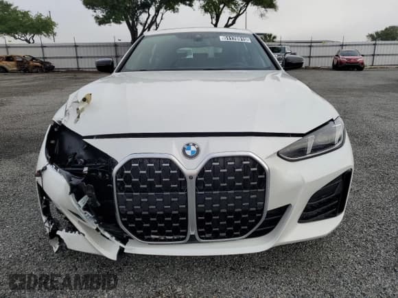 ✅ 2025 BMW 4 Series 430i • VIN: WBA23FB07SFT93007 • Lot: 51176915. Listed on Copart with 10,501 mi. Free auction sales archive from the USA and detailed vehicle history report at DreamBid. Image 5.