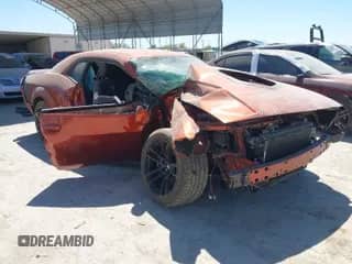 2023 Dodge Challenger R/T Scat Pack z VIN 2C3CDZFJ7PH553065, wystawiony jako IAAI lot #41839530 z przebiegiem 17 769 mil mil oraz . Historia ofert i sprzedaży dostępna na DreamBid. Obrazek 1.