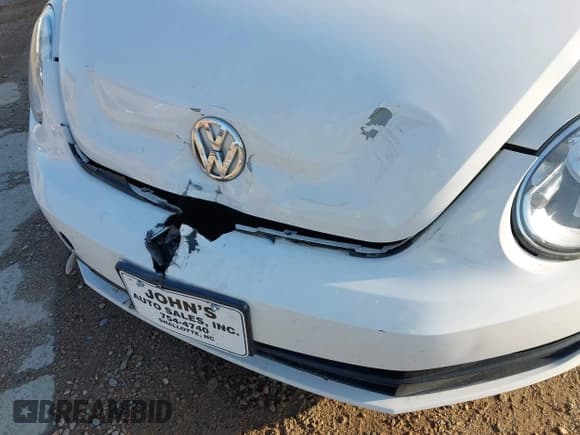 ✅ 2013 Volkswagen Beetle Fender Edition • VIN: 3VWJP7AT2DM614534 • Лот: 41919625. Опубликован ранее на IAAI с пробегом 86 362 миль. Бесплатный доступ к архиву аукционных продаж из США и подробный отчёт об истории автомобиля на DreamBid. Изображение 6.