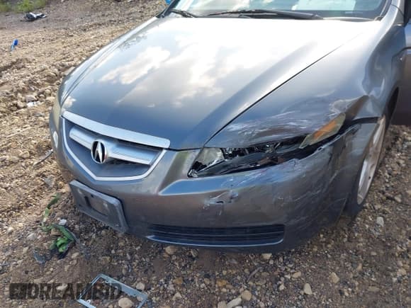 ✅ 2005 Acura TL • VIN: 19UUA66205A000853 • Lot: 43170805. Wystawiony na IAAI z przebiegiem 130 001 mil. Bezpłatny archiwum sprzedaży aukcyjnych z USA i szczegółowy raport historii pojazdu na DreamBid. Zdjęcie 6.