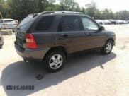 ✅ 2008 Kia Sportage LX • VIN: KNDJF724287529111 • Lot: 42953178. Listed on IAAI with 149,390 mi. Free auction sales archive from the USA and detailed vehicle history report at DreamBid. Image 4.