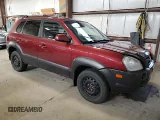 2007 Hyundai Tucson GL z VIN KM8JM72D47U552570, wystawiony jako Copart lot #78633594 z przebiegiem 238 375 mil mil oraz Czysty tytuł • Clean title. Historia ofert i sprzedaży dostępna na DreamBid. Obrazek 4.