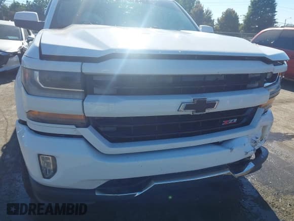 ✅ 2016 Chevrolet Silverado 1500 LT • VIN: 3GCUKREC2GG269755 • Lot: 43403069. Wystawiony na IAAI z przebiegiem 131 085 mil. Bezpłatny archiwum sprzedaży aukcyjnych z USA i szczegółowy raport historii pojazdu na DreamBid. Zdjęcie 17.