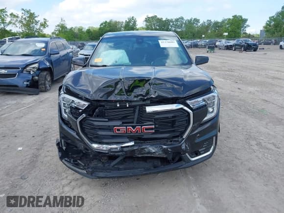 ✅ 2023 GMC Terrain SLE • VIN: 3GKALMEG0PL137708 • Lot: 42370601. Listed on IAAI with 38,103 mi. Free auction sales archive from the USA and detailed vehicle history report at DreamBid. Image 12.