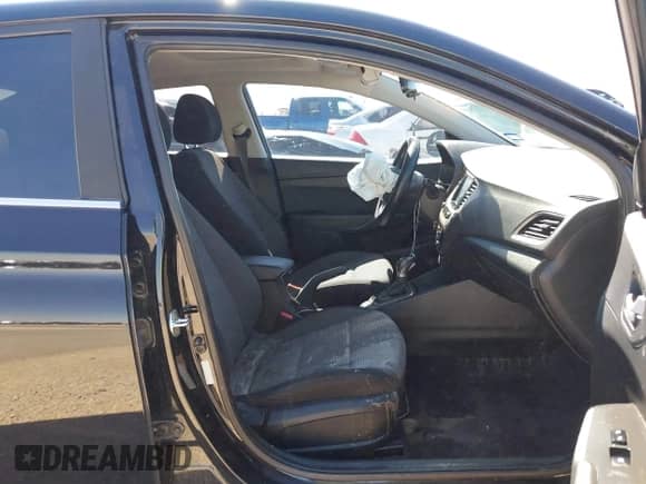 2020 Hyundai Accent Limited z VIN 3KPC34A66LE092810, wystawiony jako IAAI lot #42875654 z przebiegiem 40 183 mil mil oraz . Historia ofert i sprzedaży dostępna na DreamBid. Obrazek 5.