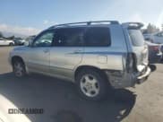 ✅ 2005 Toyota Highlander • VIN: JTEDP21A450068501 • Lot: 91406205. Listed on Copart with 322,721 mi. Free auction sales archive from the USA and detailed vehicle history report at DreamBid. Image 2.