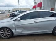 ✅ 2013 Hyundai Sonata SE • VIN: 5NPEC4AC6DH662364 • Лот: 43070922. Опубликован ранее на IAAI с пробегом 102 558 миль. Бесплатный доступ к архиву аукционных продаж из США и подробный отчёт об истории автомобиля на DreamBid. Изображение 6.
