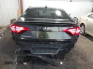 ✅ 2015 Hyundai Sonata SE • VIN: 5NPE24AF6FH017245 • Лот: 43510100. Опубликован ранее на IAAI с пробегом 144 234 миль. Бесплатный доступ к архиву аукционных продаж из США и подробный отчёт об истории автомобиля на DreamBid. Изображение 17.