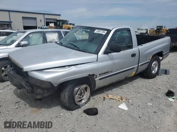 2001 Dodge 1500 Work Special с VIN 1B7HC16X01S251756, выставлен на аукционе Copart как лот 69601394 с пробегом 235 982 миль миль и На запчасти • Non repairable. История ставок и продаж доступна на DreamBid. Изображение 1.