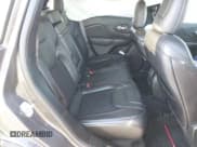 ✅ 2019 Jeep Cherokee Trailhawk • VIN: 1C4PJMBX3KD246100 • Lot: 41191581. Wystawiony na IAAI z przebiegiem 98 124 mil. Bezpłatny archiwum sprzedaży aukcyjnych z USA i szczegółowy raport historii pojazdu na DreamBid. Zdjęcie 8.