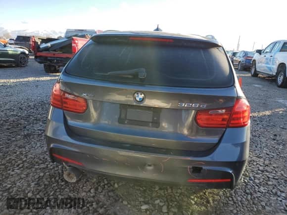 2015 BMW 3 Series 328d xDrive z VIN WBA3K5C50FK301180, wystawiony jako Copart lot #87468704 z przebiegiem Nie podano mil oraz Szkoda całkowita • Salvage title. Historia ofert i sprzedaży dostępna na DreamBid. Obrazek 6.