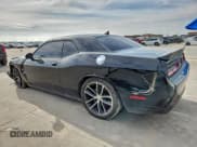 ✅ 2017 Dodge Challenger R/T Scat Pack • VIN: 2C3CDZFJXHH592590 • Лот: 95517655. Опубликован ранее на Copart с пробегом 119 950 миль. Бесплатный доступ к архиву аукционных продаж из США и подробный отчёт об истории автомобиля на DreamBid. Изображение 2.