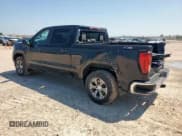 ✅ 2021 GMC Sierra 1500 • VIN: 3GTU9AEF0MG246221 • Lot: 71749995. Wystawiony na Copart z przebiegiem 33 818 mil. Bezpłatny archiwum sprzedaży aukcyjnych z USA i szczegółowy raport historii pojazdu na DreamBid. Zdjęcie 2.